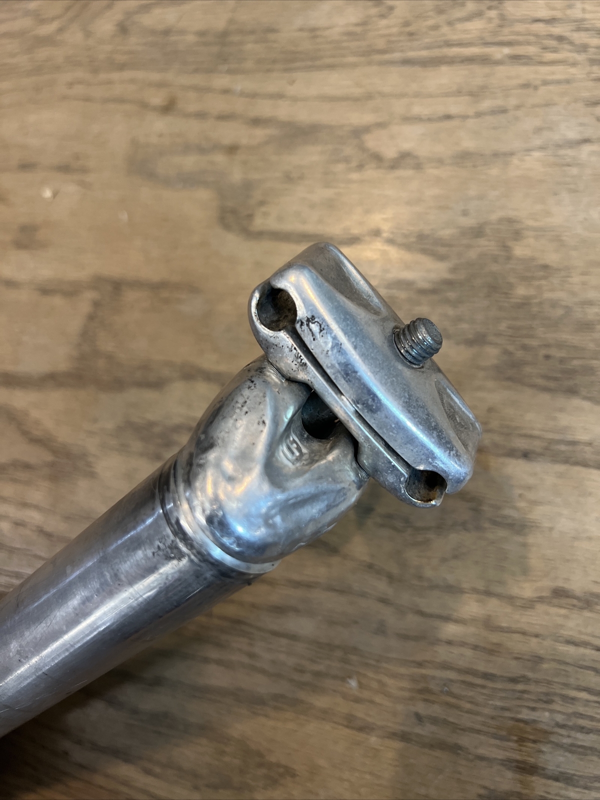 Classic OEM Seat Post 27.2mm 240mm 25mm offset 262g Silver