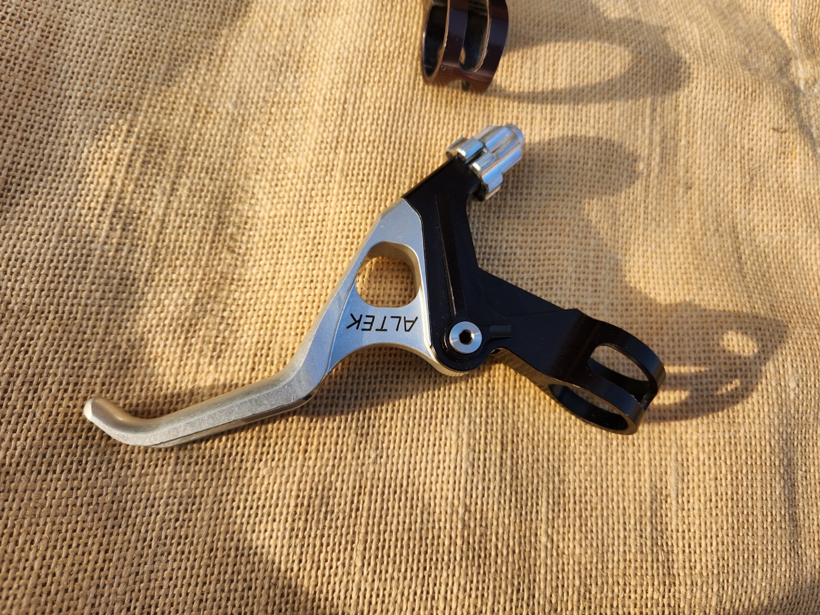 DEFECTIVE Altek Silver CNC VBrake Levers for Vintage Mountain Bike G3D