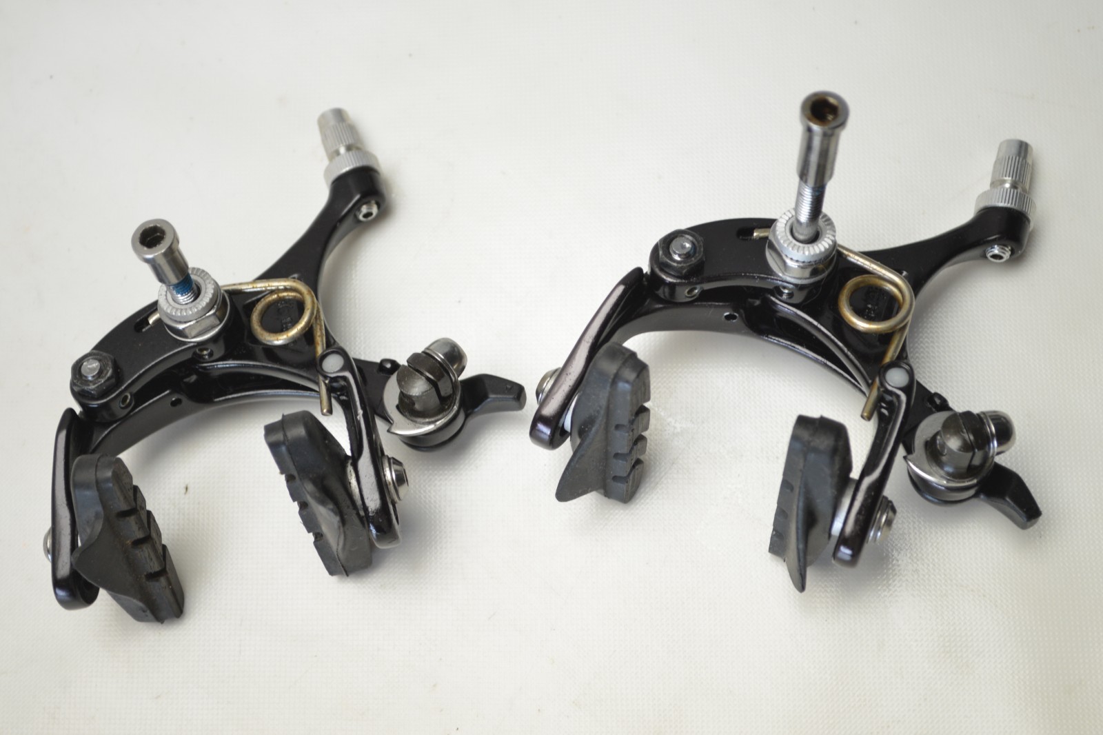 TEKTRO R350 BICYCLE RECESSED DUAL PIVOT SIDE PULL QR BRAKES SET 44 MM CENTER