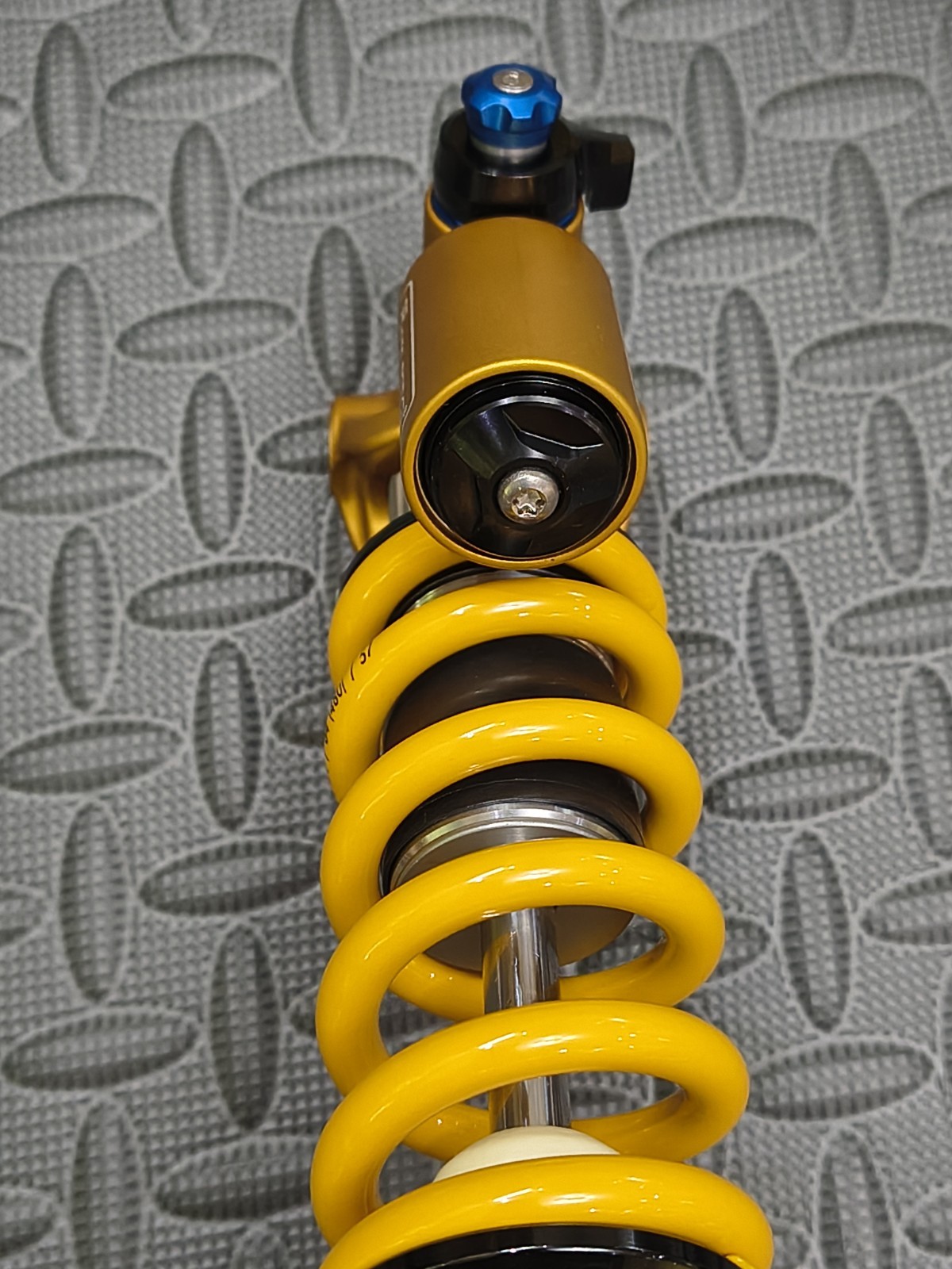 Ohlins TTX Coil Rear Shock 185x55mm Trunnion Damper/458/480/605lbs Coil Spring