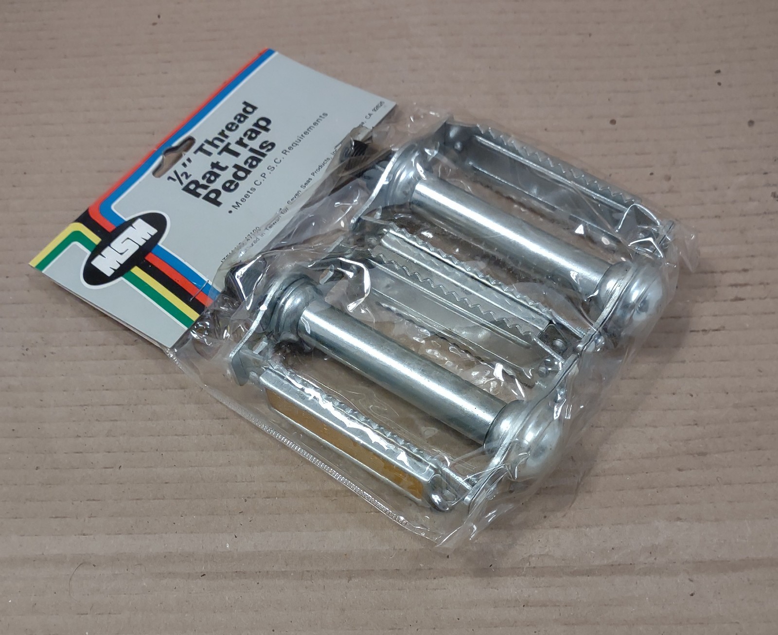 Vintage NOS Bike Wellgo Rat Trap Pedals 1/2″
