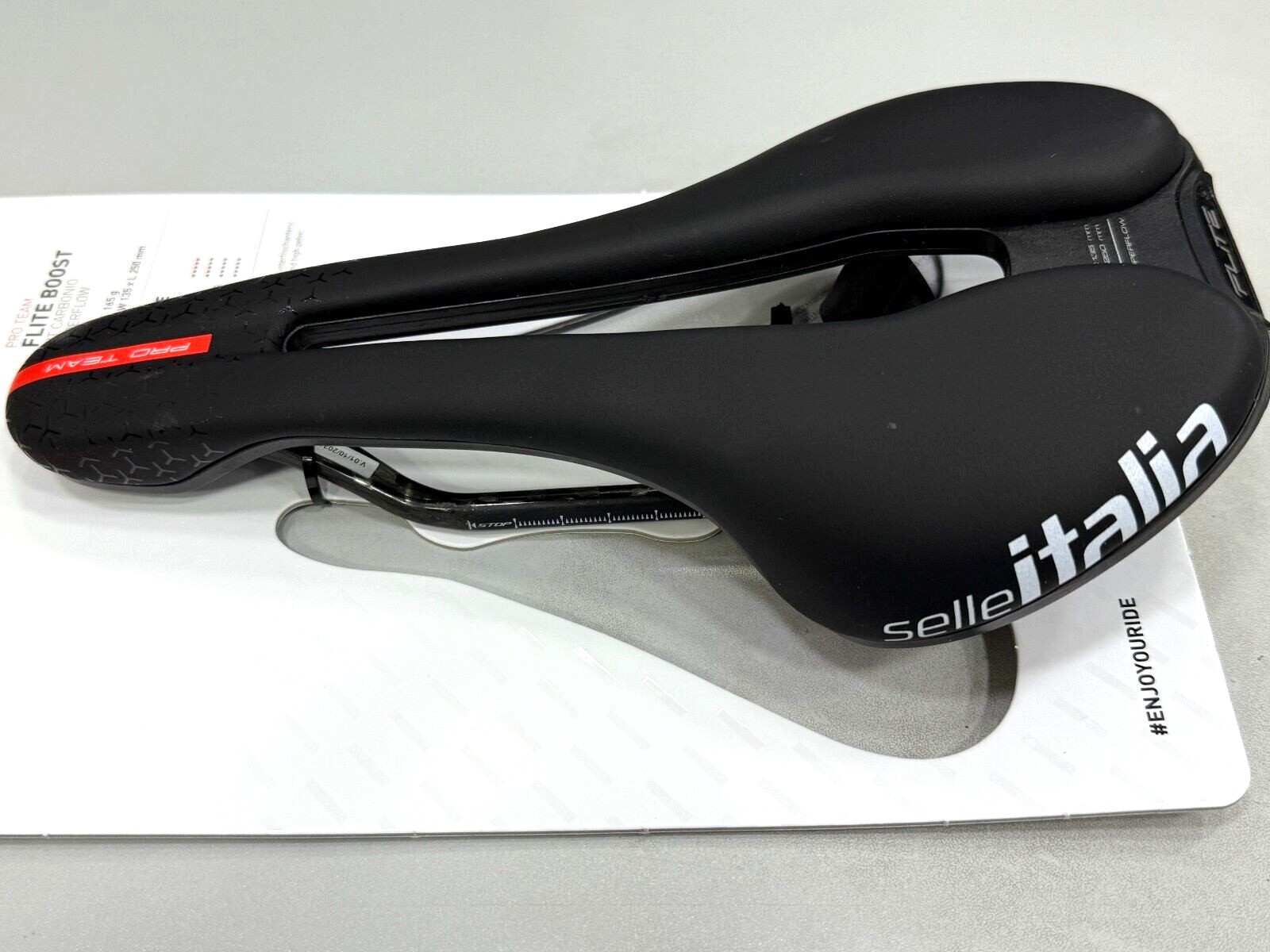Selle Italia Flite Boost Kit Proteam 6.1 Superflow Carbon S3 135 x 250mm Saddle