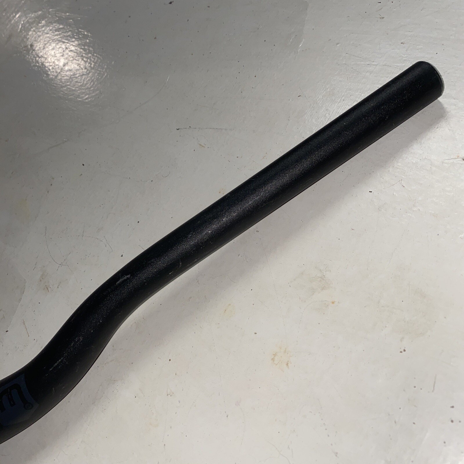 Novara mountain bike MTB handlebar alloy 31.8 x 640mm ~20mm rise Black