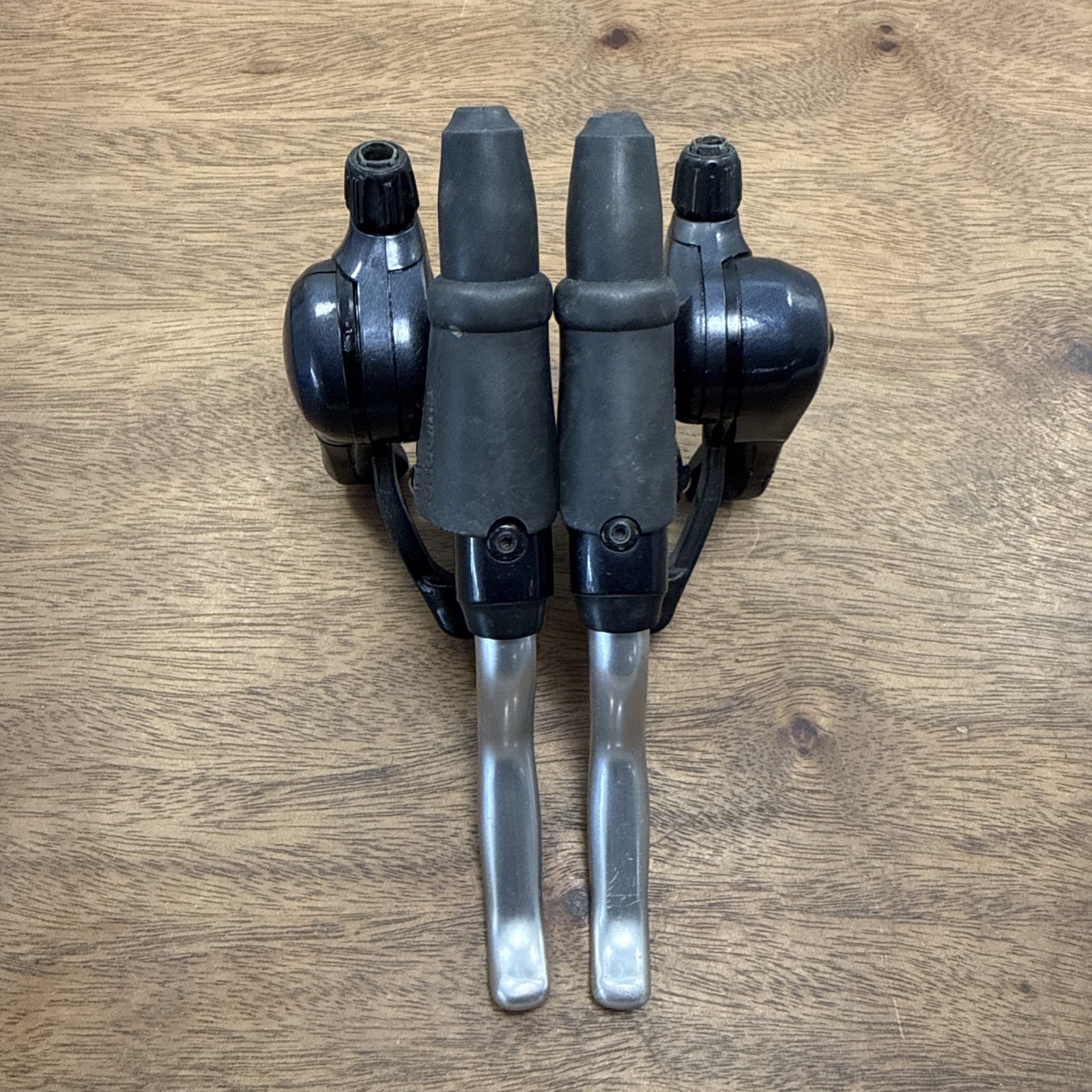 Shimano XTR ST-M900 8 Speed STI Shifter Cantilever Brake Levers Pair