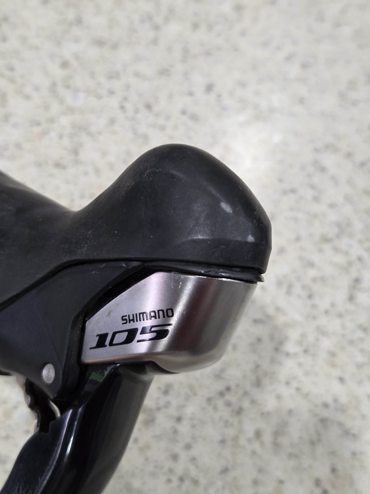 Shimano 105 5700 ST-5700 RIGHT/REAR 10 Speed STI Shifter, Black
