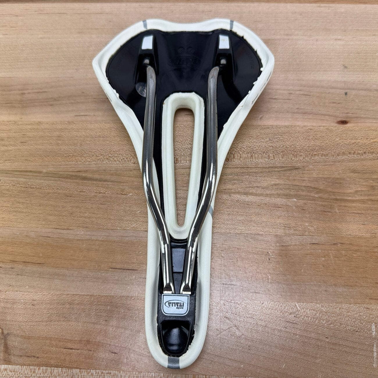 Selle Italia SLR 135mm 7x7mm Titanium 316 Rails White Bike Saddle 234g
