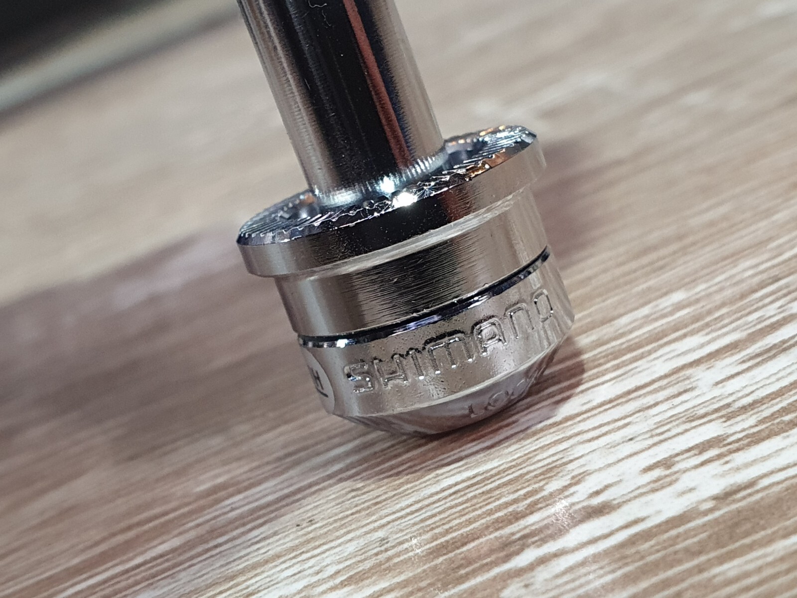 Shimano Saint SM-AX80 Rear Thru Axle FH-M810 / M10 x 168mm (O.L.D: 135mm x 10mm)
