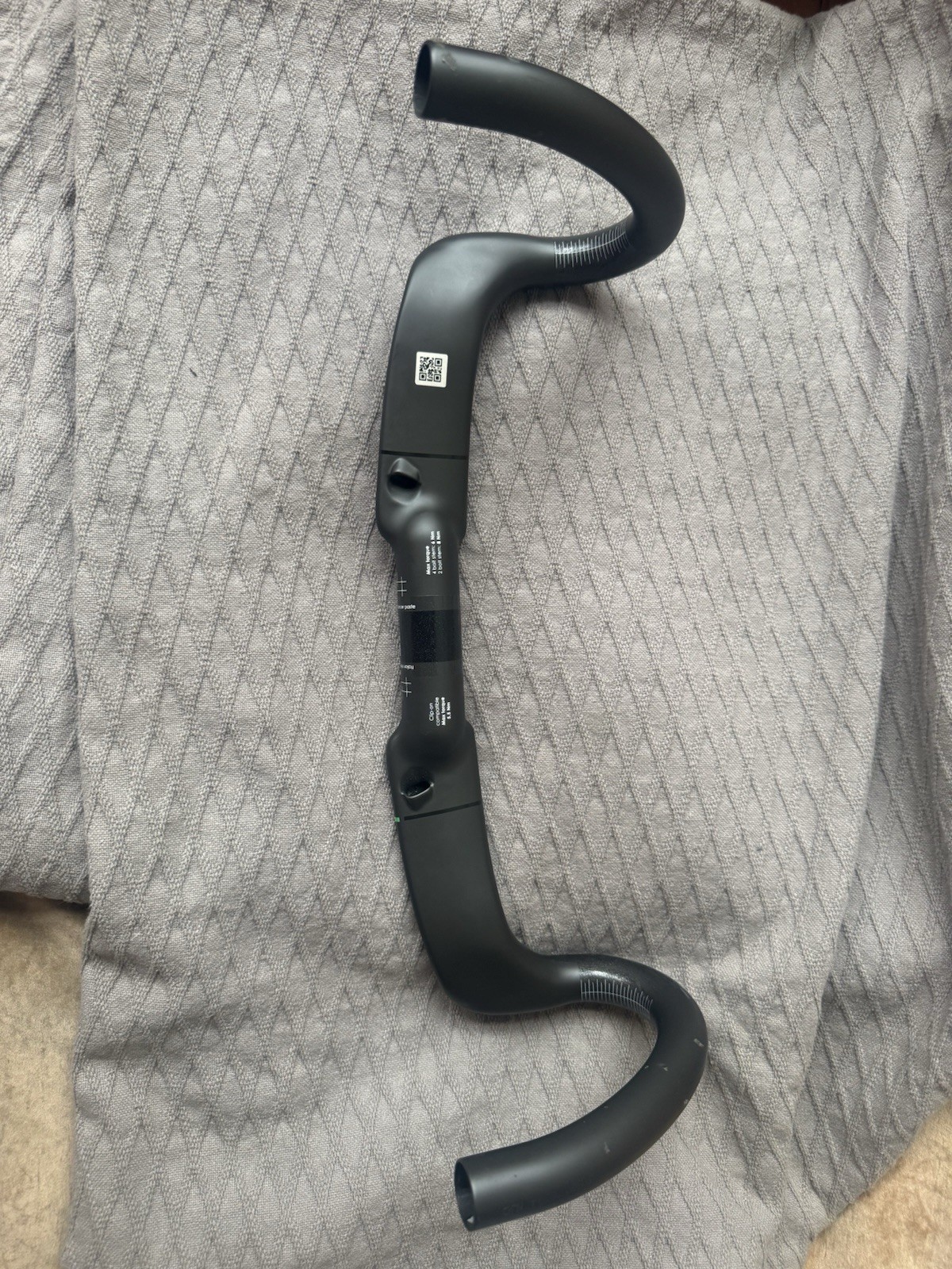 Carbon Fiber Drop Bar Handlebar Black 31.8mm Road Bike For 3T Ergosum Pro 44