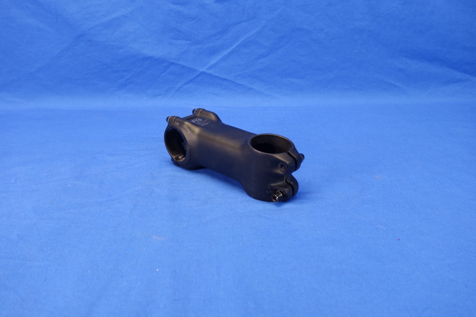 Canyon V13 Bike Stem: 90mm Length x 31.8 Clamp x 6° Angle, 1 1/4″ Steer Tube