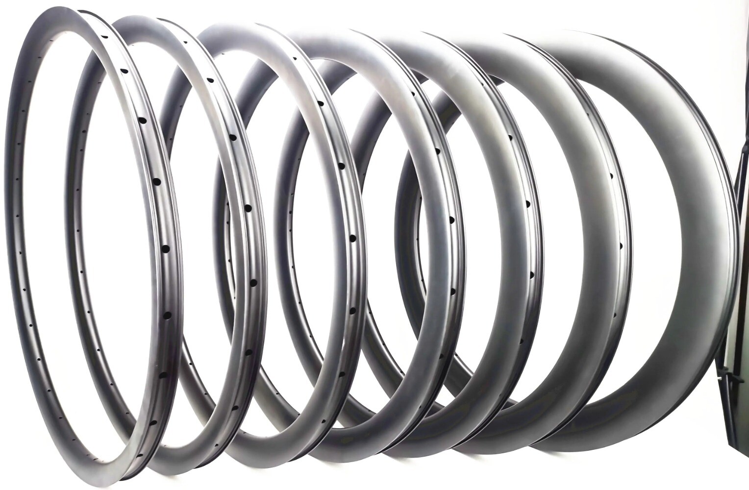 700C Super Light Carbon Rims 30mm Wide Symmetric 30mm-50mm Depth Disc Brake