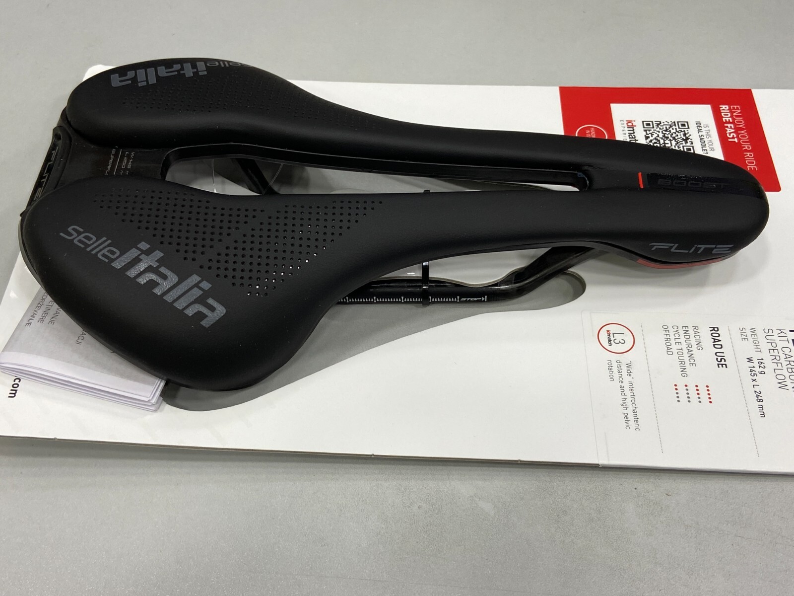Selle Italia Flite Boost Kit Carbonio Superflow 145x250mm L3 Carbon Rail Saddle