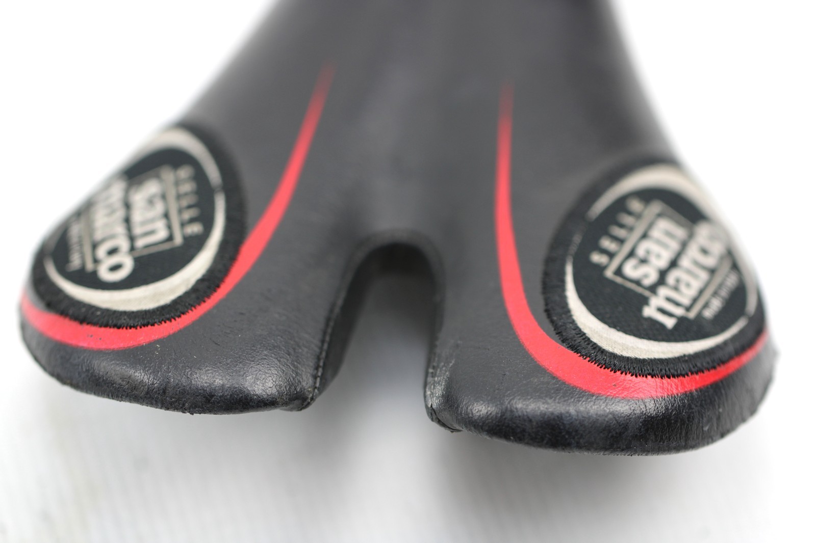 SELLE SAN MARCO SADDLE Bike Seat 130x280mm 180g Black Leather Titanium Rails Red