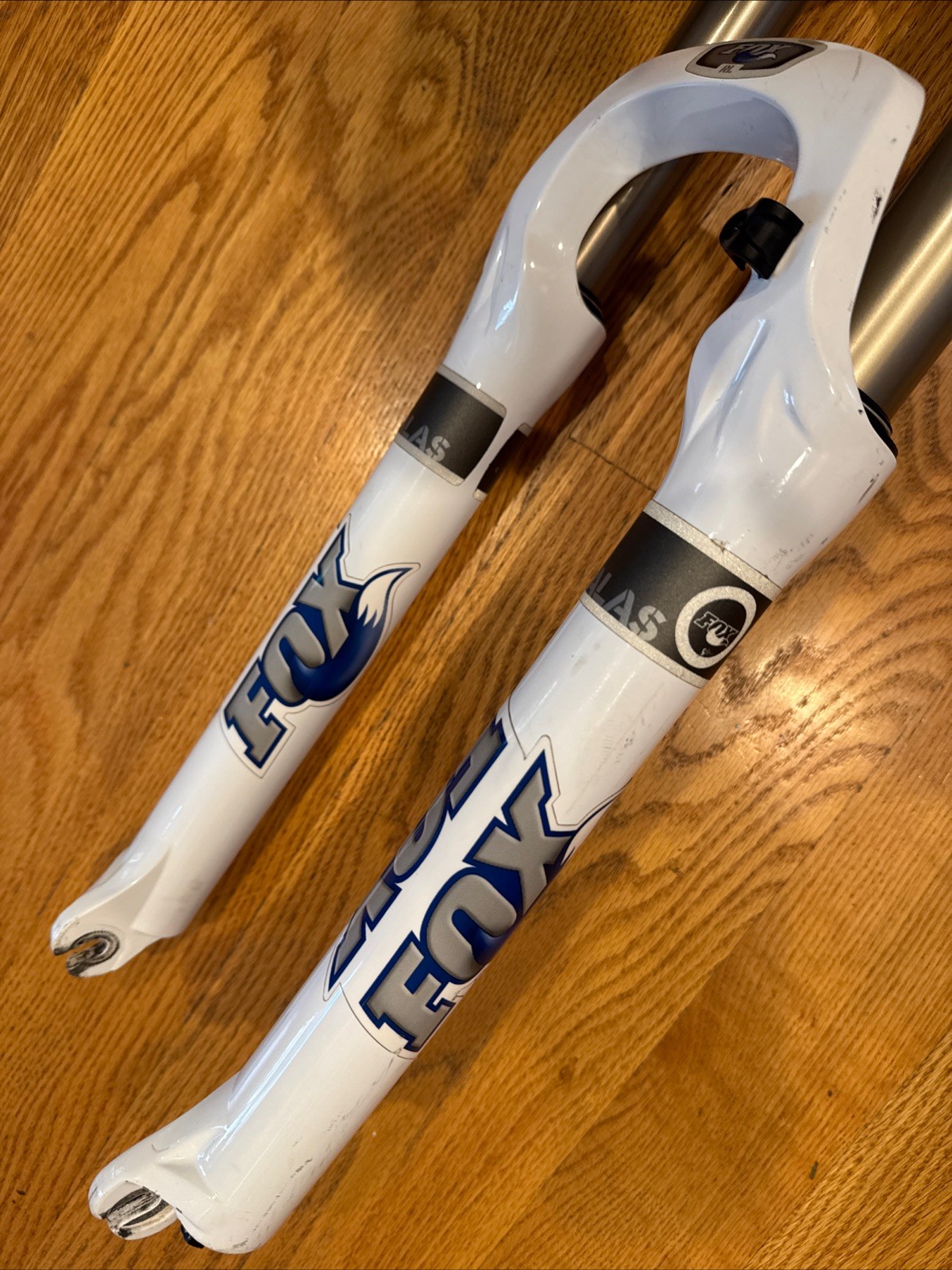 Fox Talas 32 RL 26″ Suspension Fork 130mm – 1 1/8” Straight – PM Disc Brake