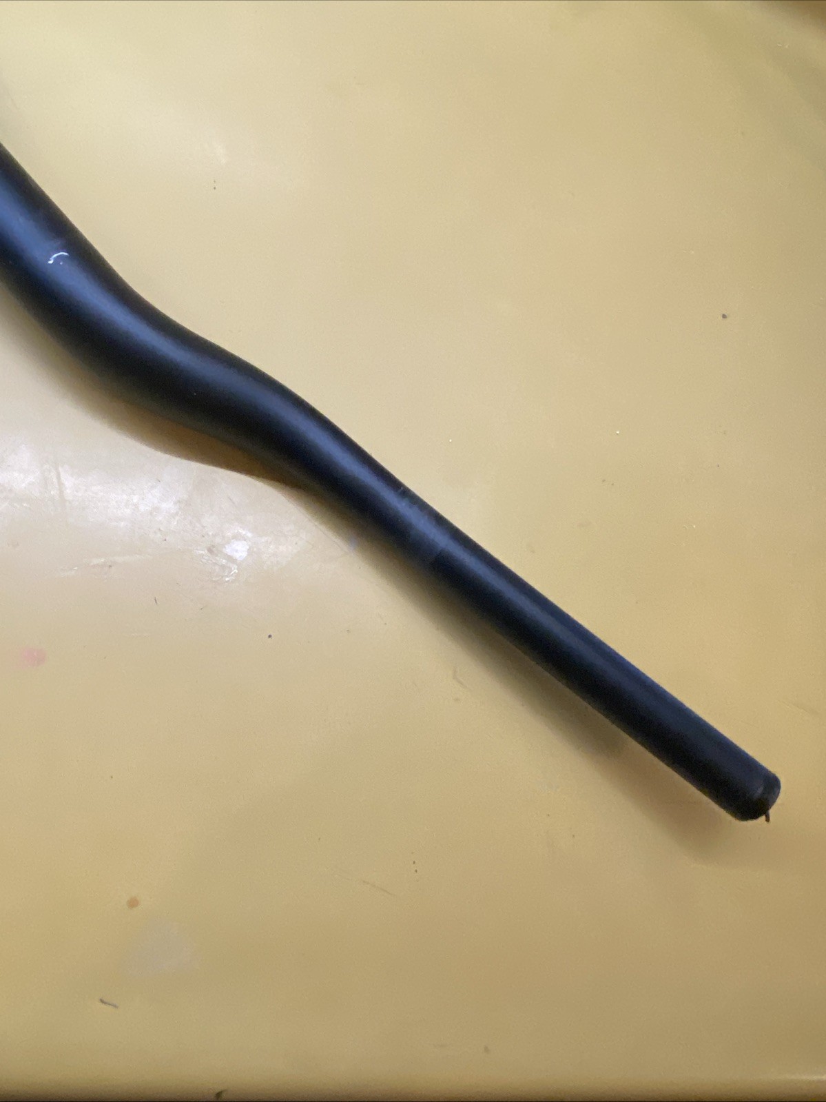 Black Truvativ XC-AM AL-66 XR 31.8 x 640mm X 35mm Riser Handlebar