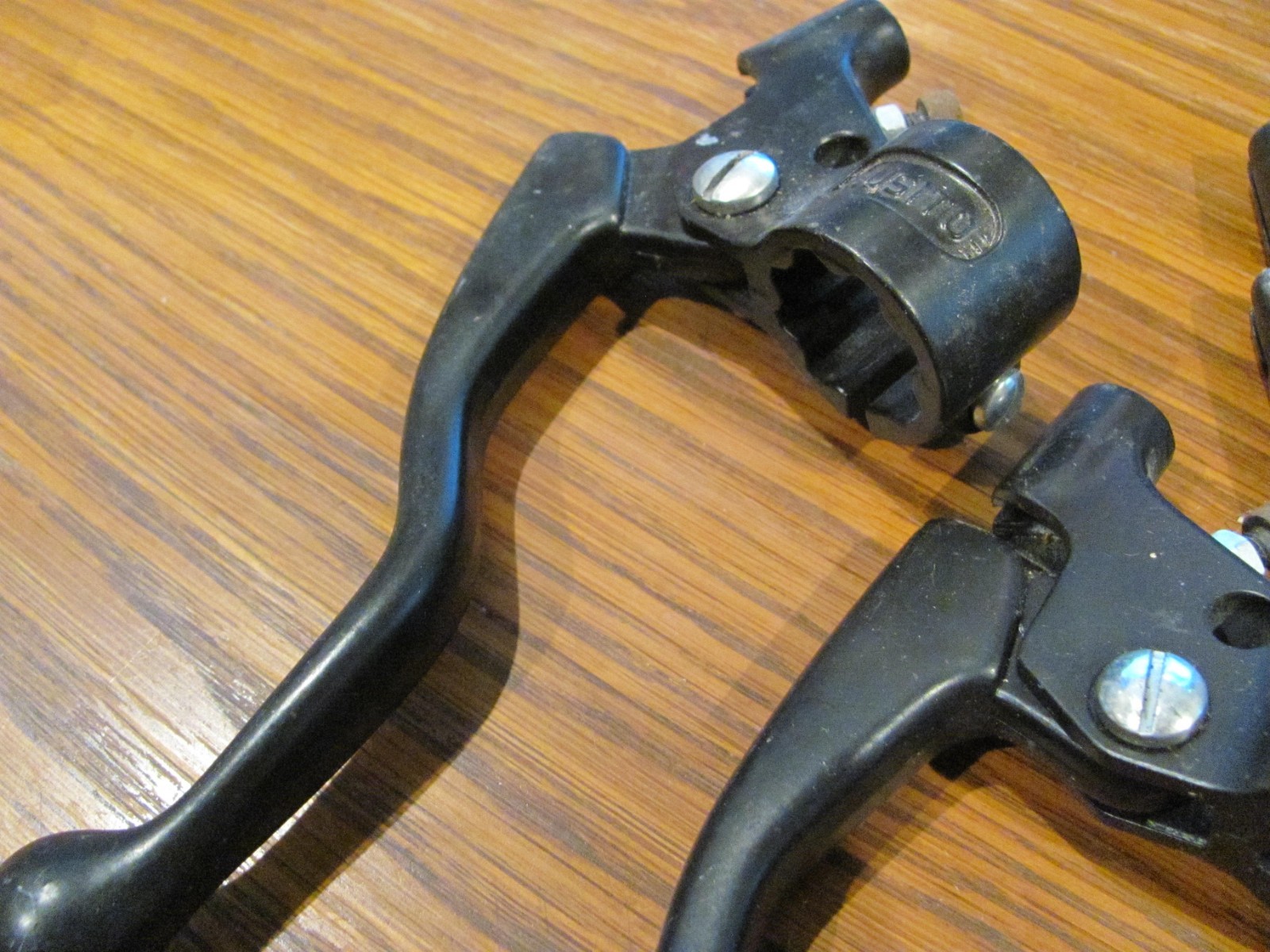 Lusito 7″ Black Aluminum Brake Lever Handle Type Polished – Set of 2
