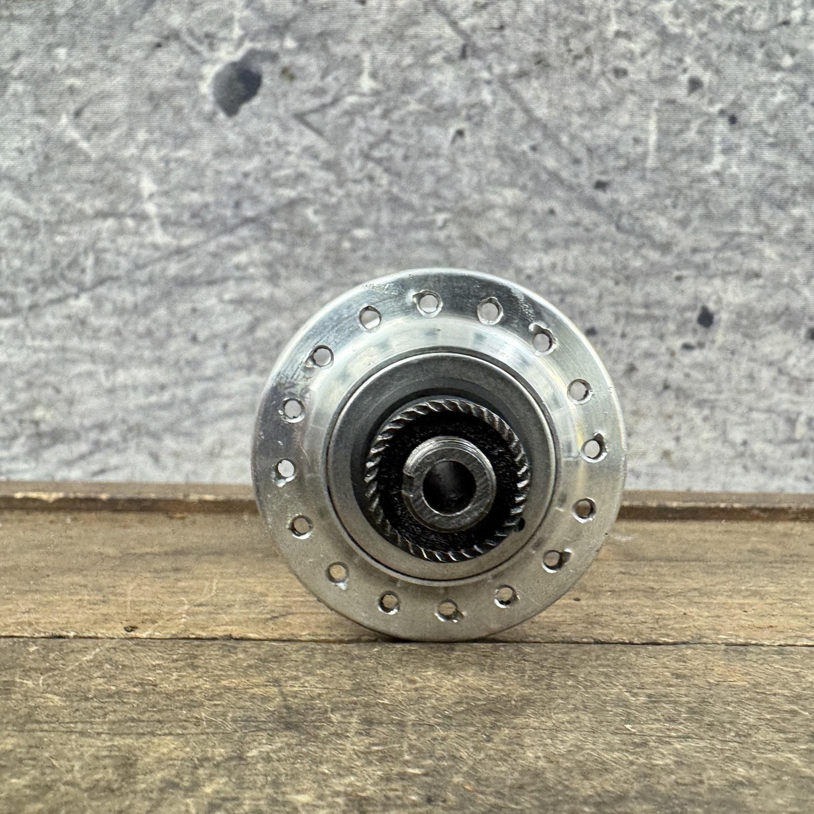 Vintage Campagnolo Rear Hub 32H 130 Mm QR Campy Freehub Silver Italy