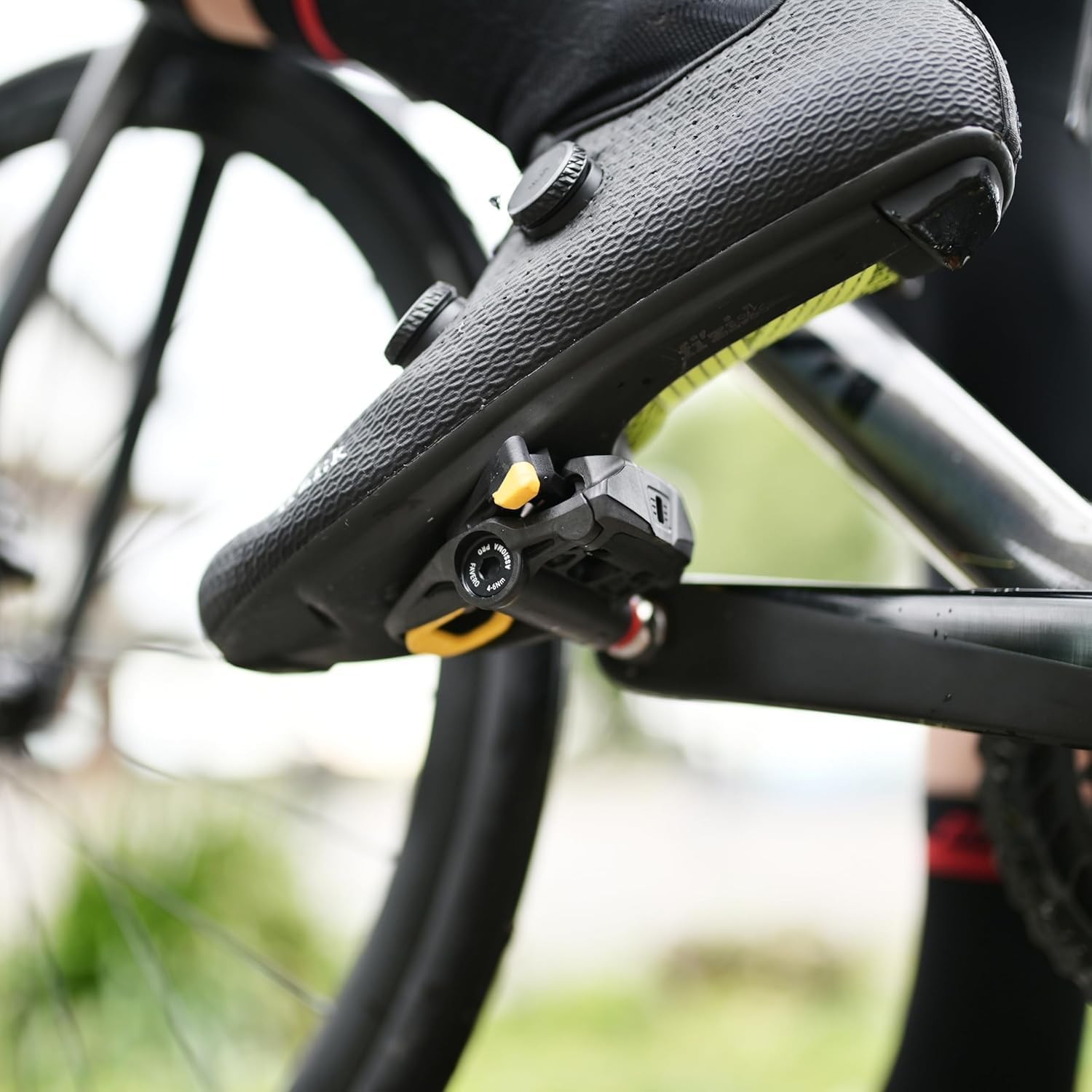 Favero Assioma PRO RS-2 Dual-Sided Power Meter Pedals Shimano SPD-SL