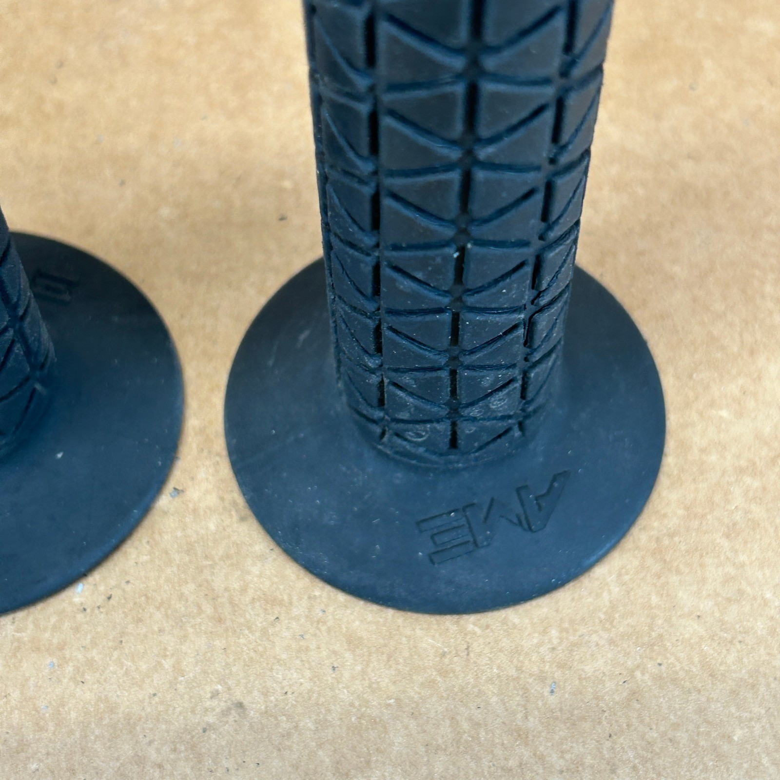 VTG Old School AME Triangle Pattern Handlebar Grips Black BMX MX Pair 4.75 Inch