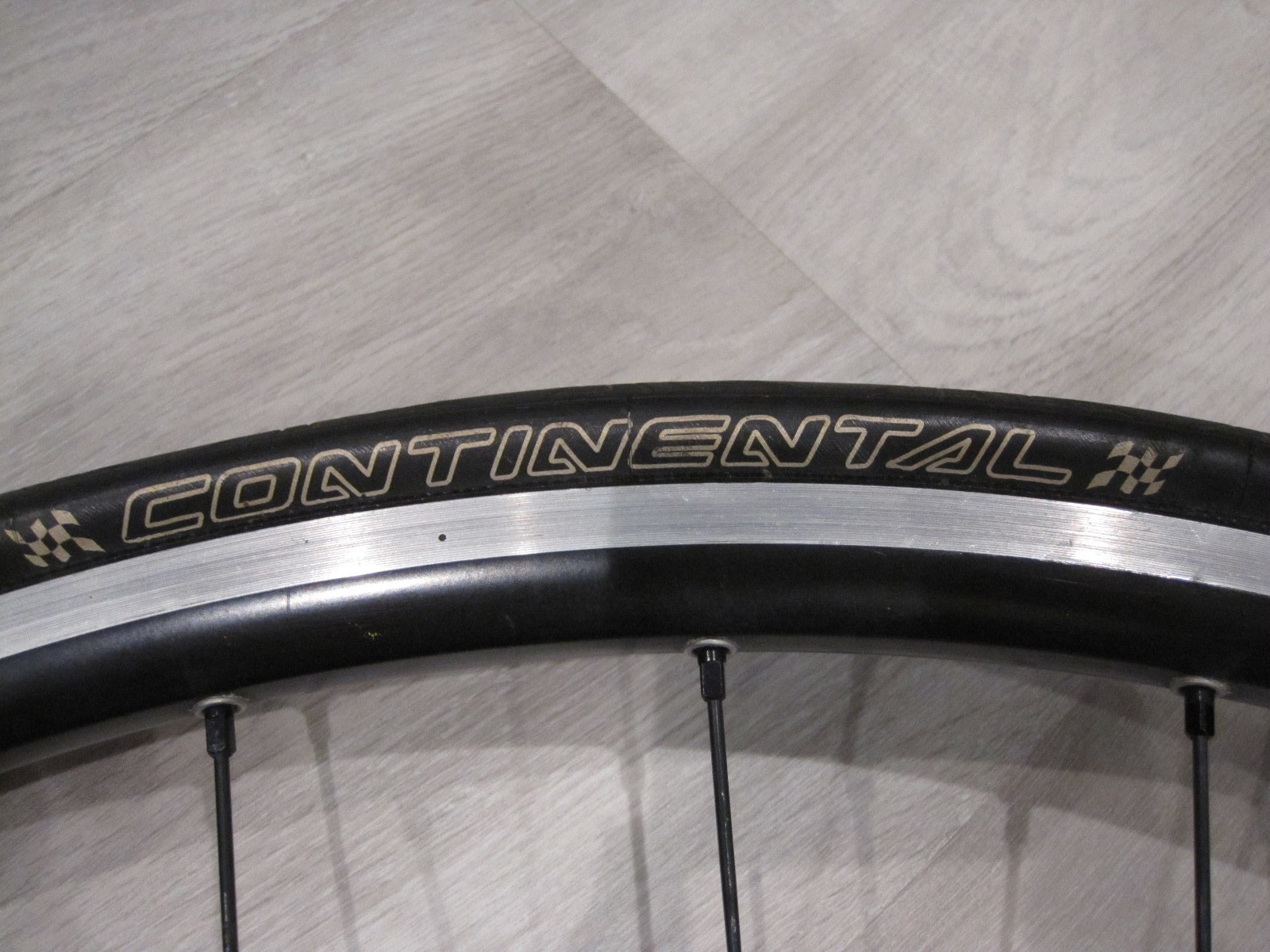 DT SWISS RR465 rim 700c 28hole Erto622x15 / CycleOps Front Hub & Grand Prix Tire