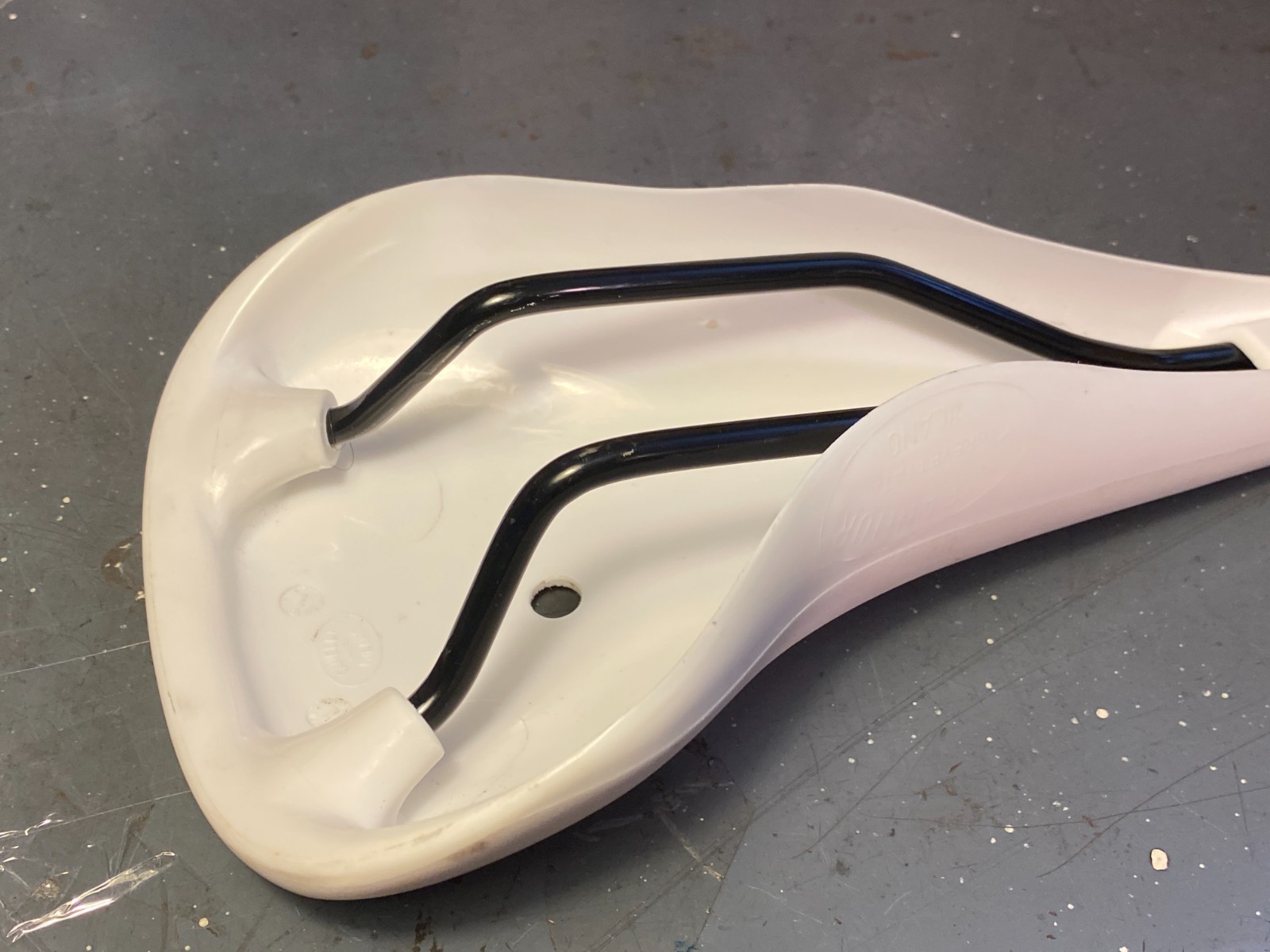 Cinelli Unicanitor Saddle Steel Rails Hard Plastic Shell White 2010 Light Use