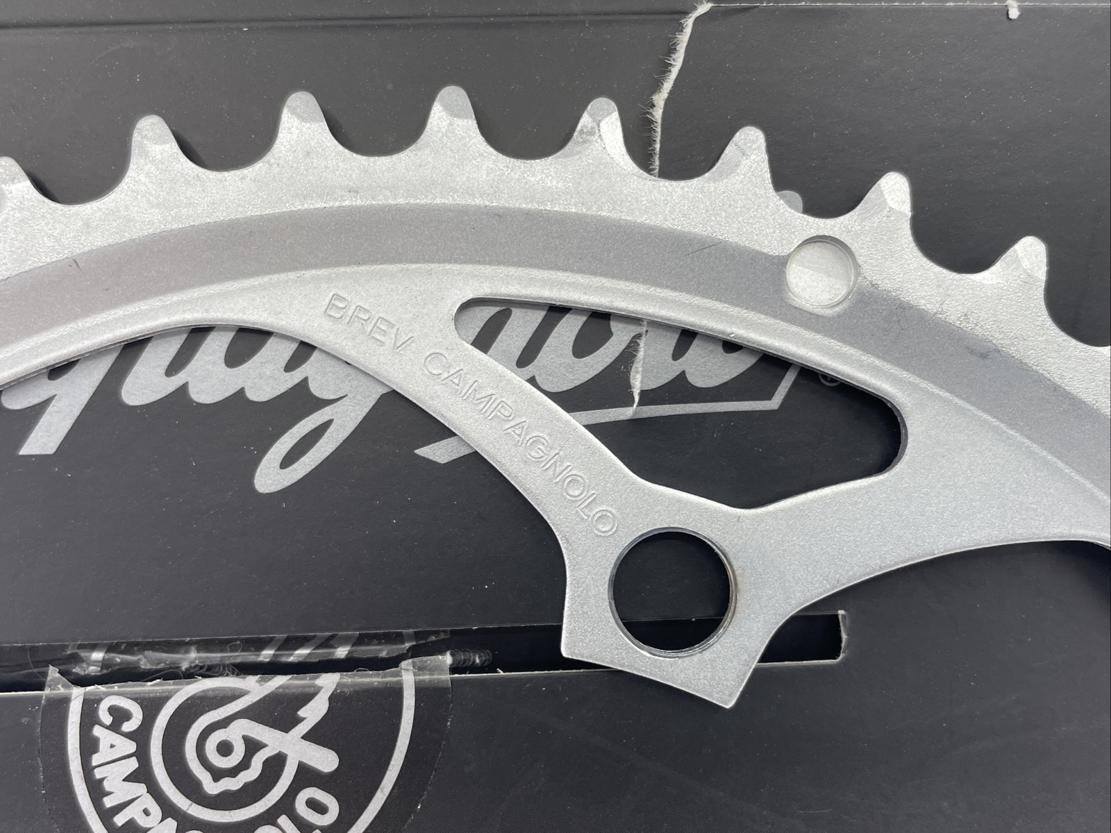 CAMPAGNOLO 135mm BCD 52-tooth Large Steel Chainring Classic Silver NEW IN BOX
