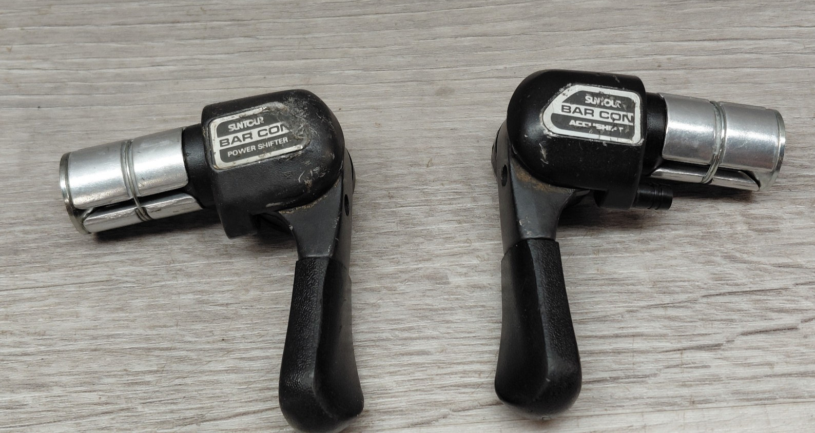 Vintage SUNTOUR Bar Con Indexed Accushift Bar End Shift Levers