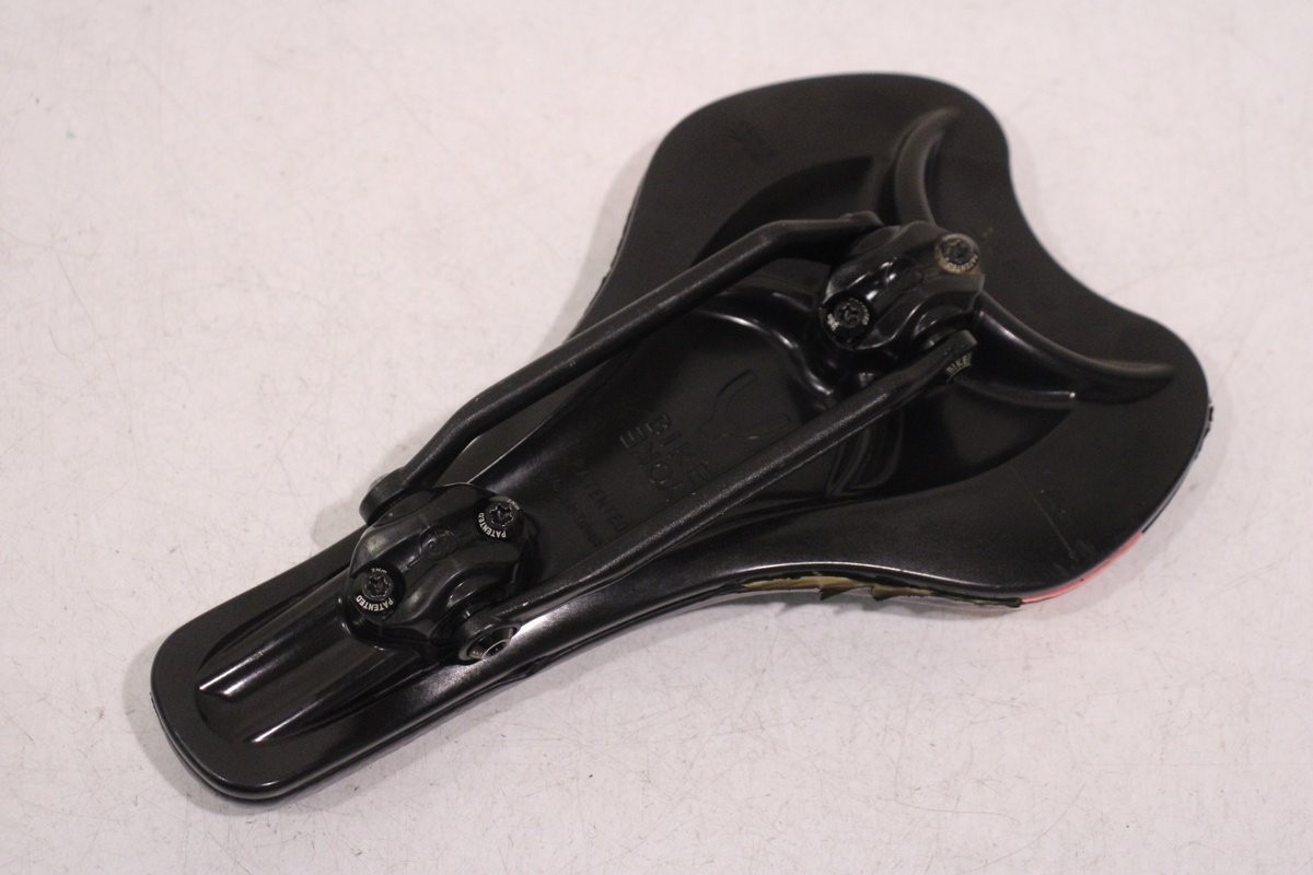 BIKE YOKE SAGMA Saddle 7x9mm Aluminum