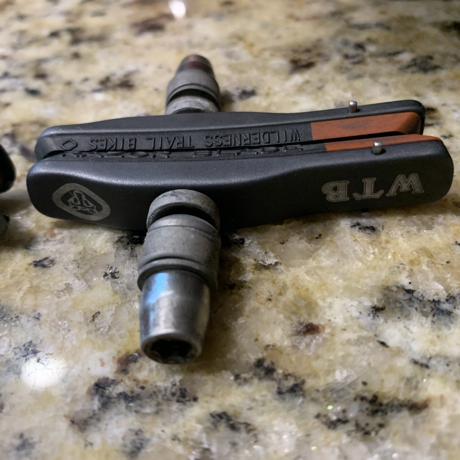 Vintage Avid Arch Rival 40 V Brake Set Vgc