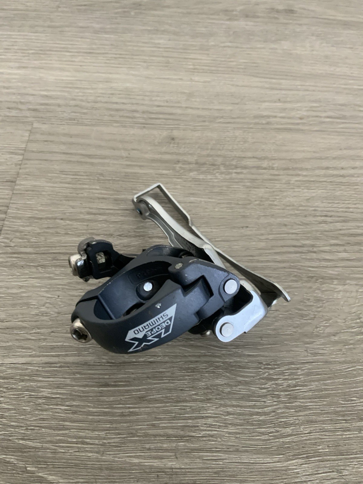 SHIMANO LX FRONT DERAILLEUR M570 31.8 MM CLAMP TRIPLE TOP PULL 7, 8, OR 9 SPEED