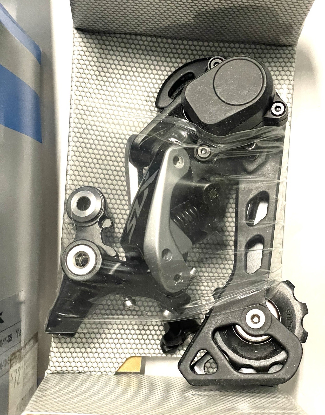 Shimano SLX RD-M7000-GS Rear Derailleur – 11 Speed, Medium Cage NEW