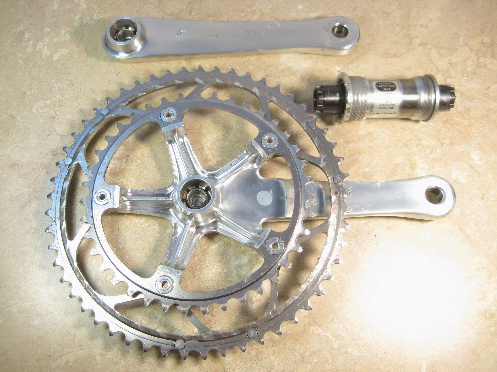 Shimano Dura Ace FC-7700 172.5mm Crankset 53/39 + Bottom Bracket Octalink