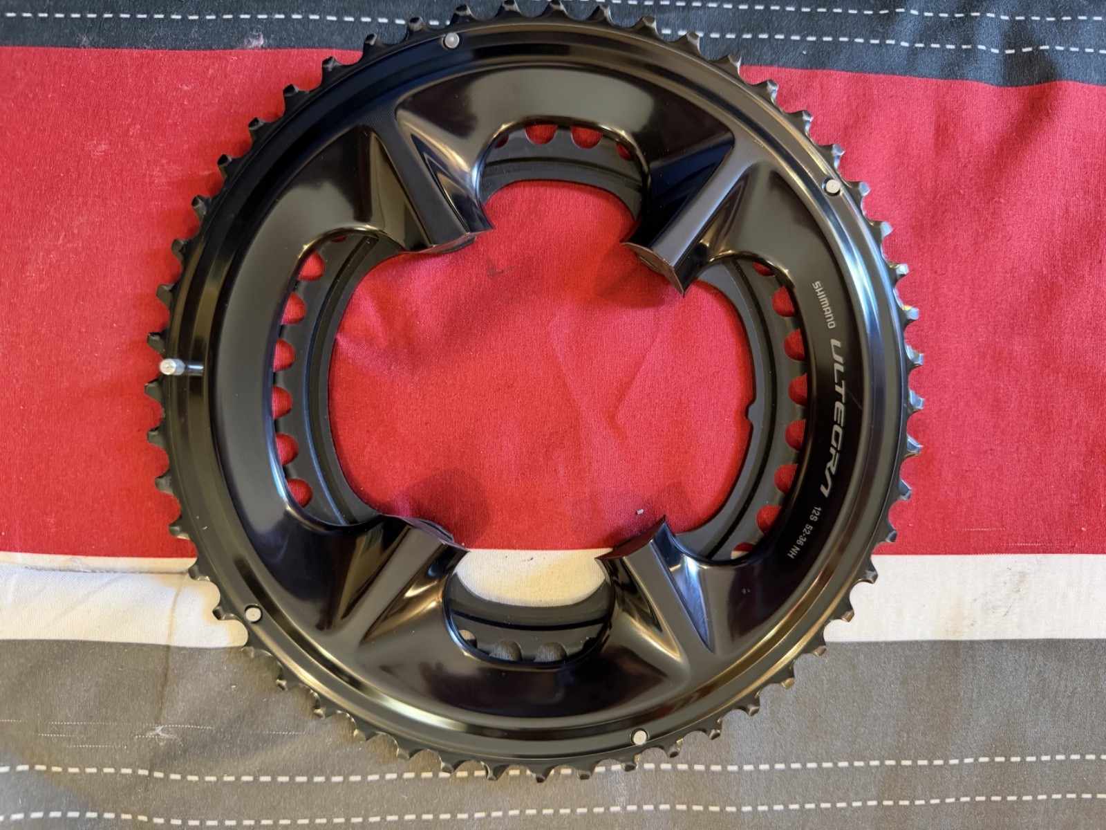Shimano Ultegra R8100 52/36t 12-Speed Chainring Set