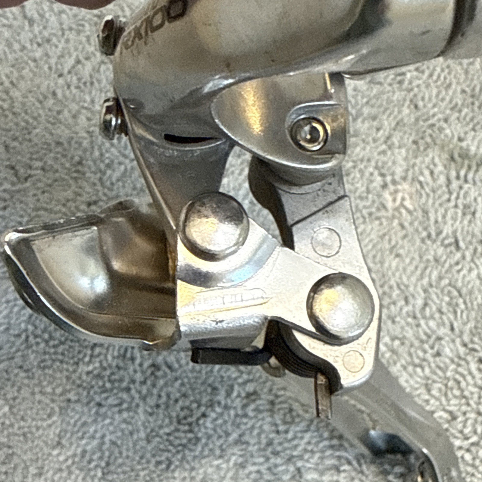 Shimano RX100 FD-A550 Front Derailleur with 28.6mm Clamp 2 x 7-Speed [ssg]