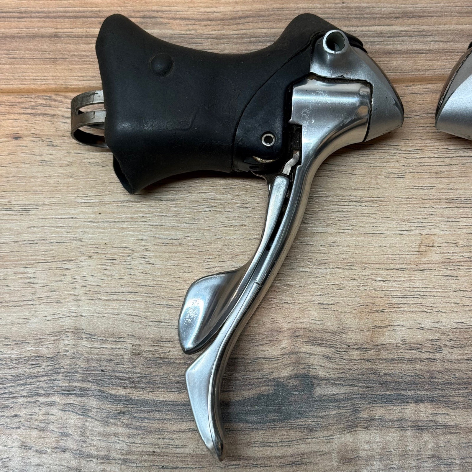 Shimano Dura-Ace ST-7700-C 2 x 9 STI Shifters STI