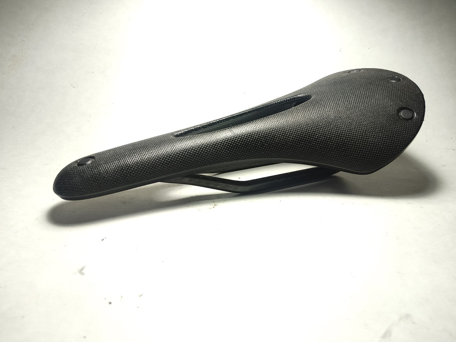 Brooks Cambium C13 carved saddle (145mm) with carbon rails – EUC