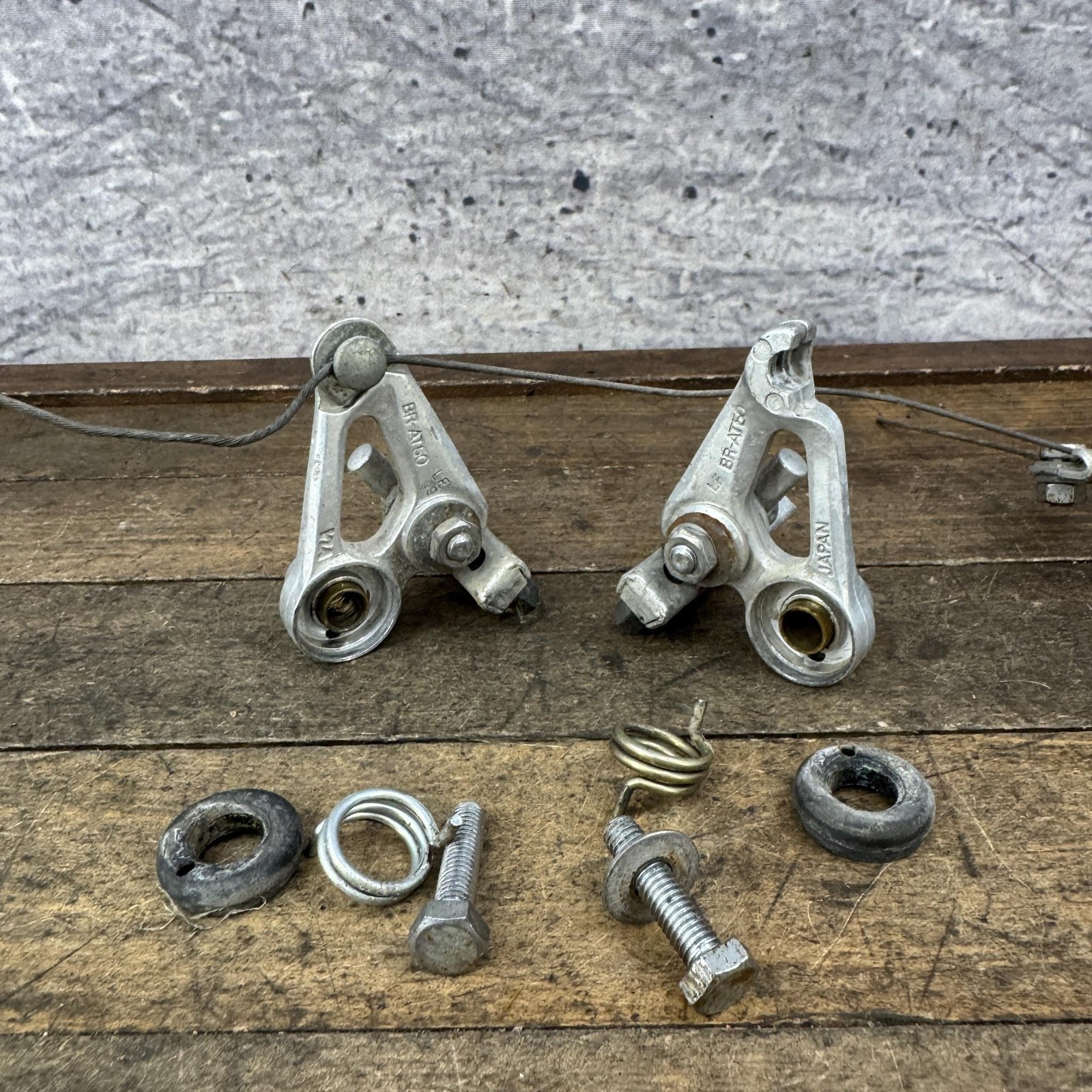 Vintage Shimano BR-AT50 Cantilever Brake Silver Single 80s MTB Cafe Japan