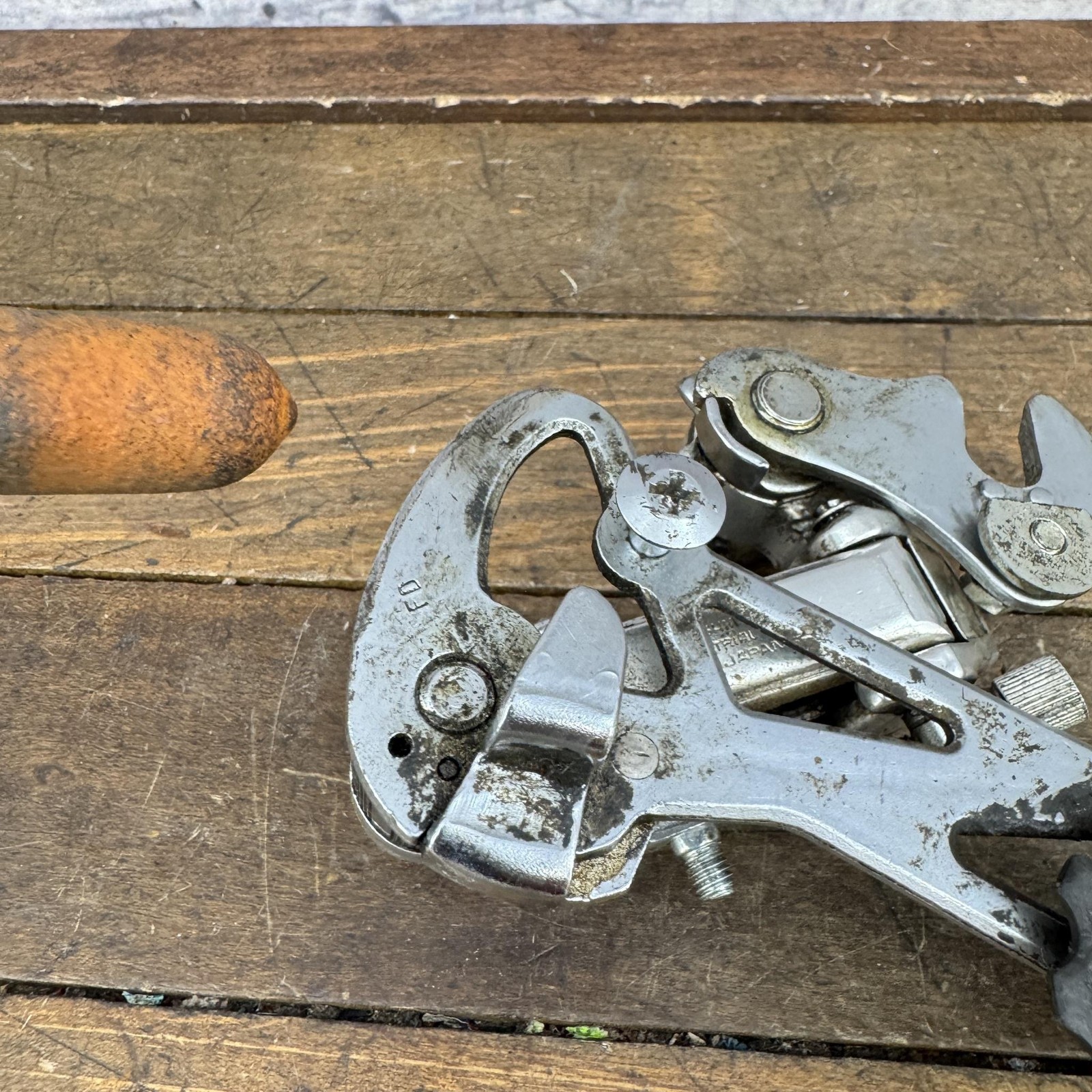 Vintage Shimano 600 Arabesque Rear Derailleur Long Cage PARTS BROKEN
