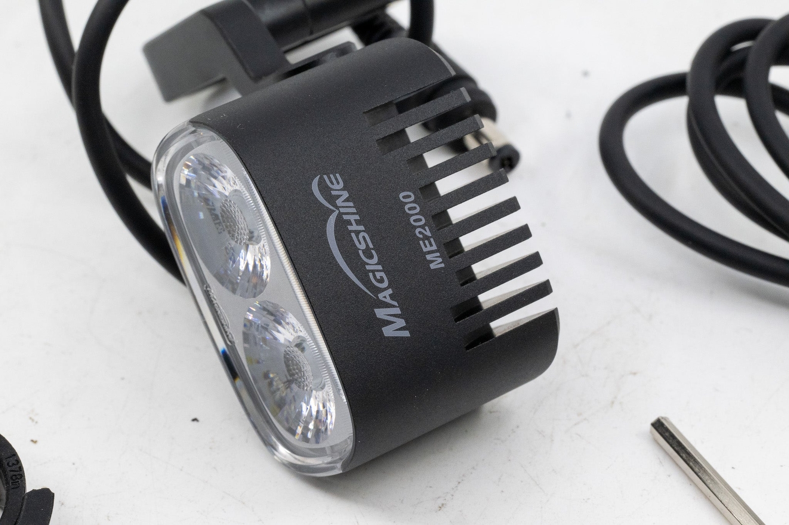 NOS magic shine ME2000 Smart E-Bike Light (XT 15TH connector)