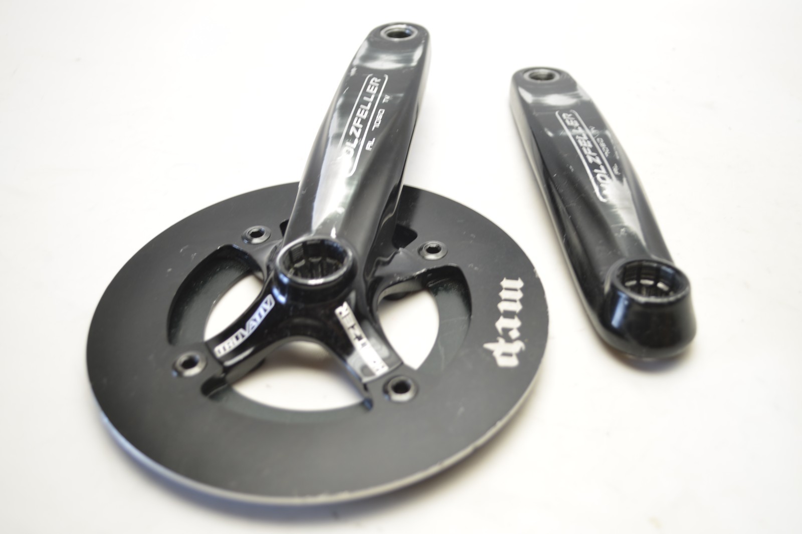 TRUVATIV HOWITZER HOLZFELLER DH BICYCLE 175 MM 38T CRANKSET ISIS 9/16″ X 20 TPI
