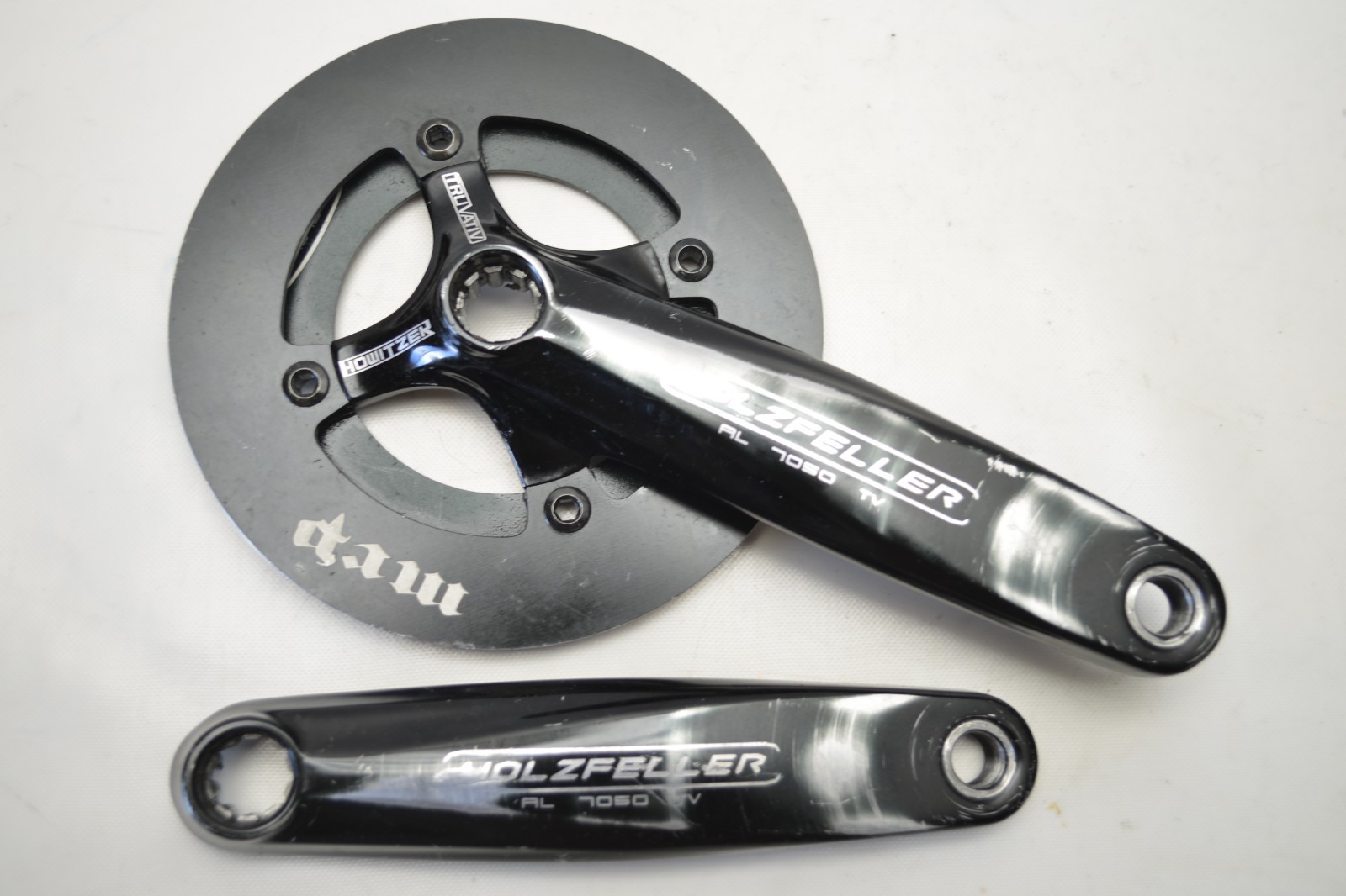 TRUVATIV HOWITZER HOLZFELLER DH BICYCLE 175 MM 38T CRANKSET ISIS 9/16″ X 20 TPI