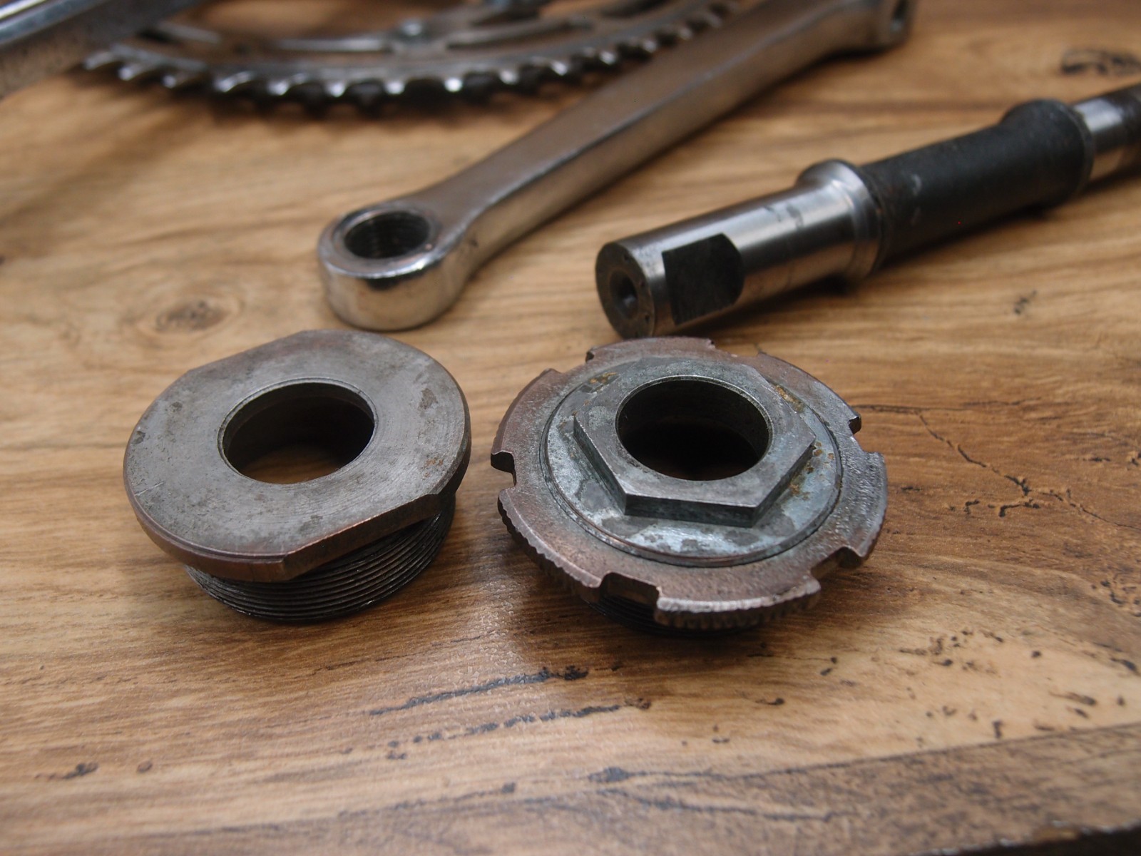 cottered crankset NERVAR made in France 52/47 T 170 mm + bottom bracket 1960’s