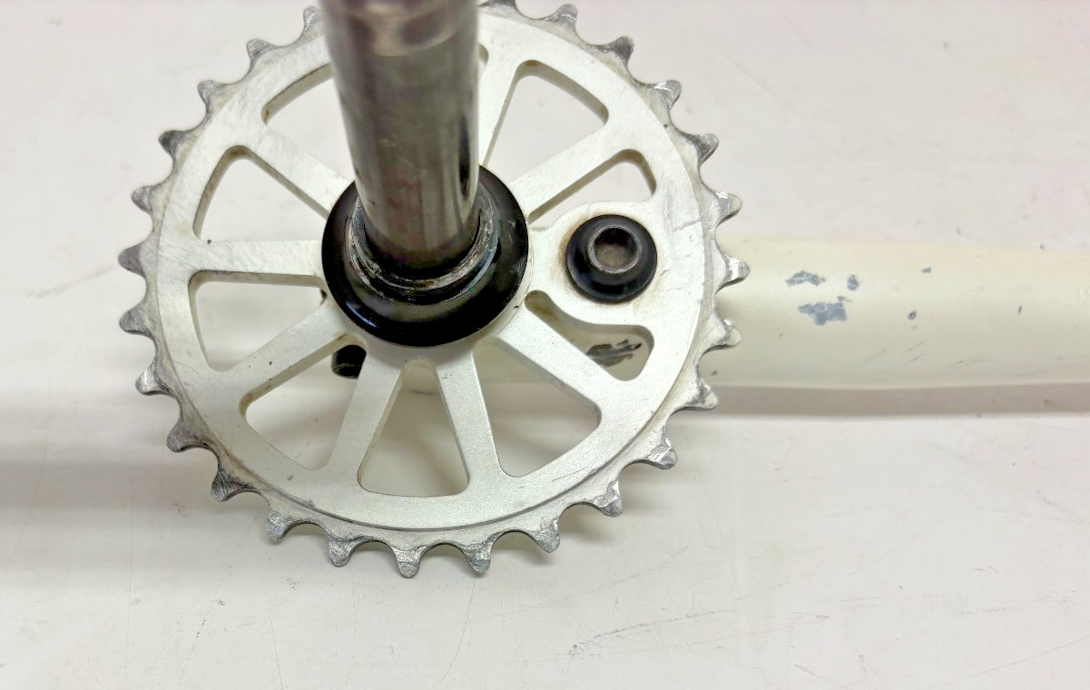 White CrMo 170mm 3-Piece BMX Crankset 28-Tooth Chainring Satisfaction Guaranteed