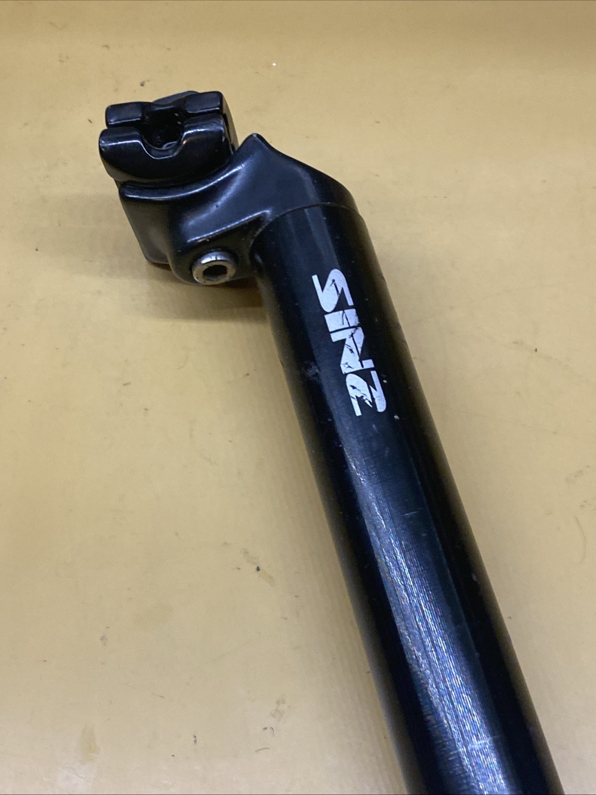 Black SINZ Aluminum 31.6mm x 340mm(Cut) Setback Seatpost