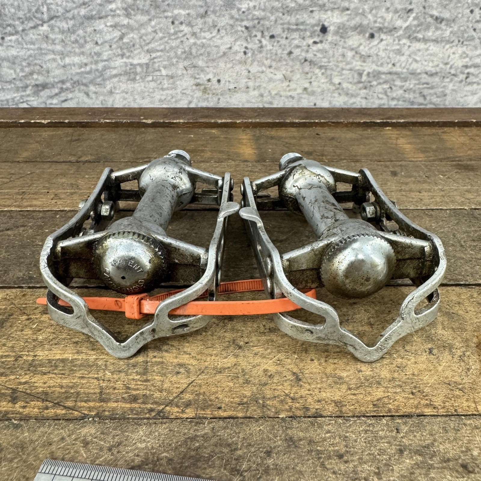 Vintage Campagnolo Gran Sport Bike Pedals 9/16 In Silver Platform Italy Scrapes