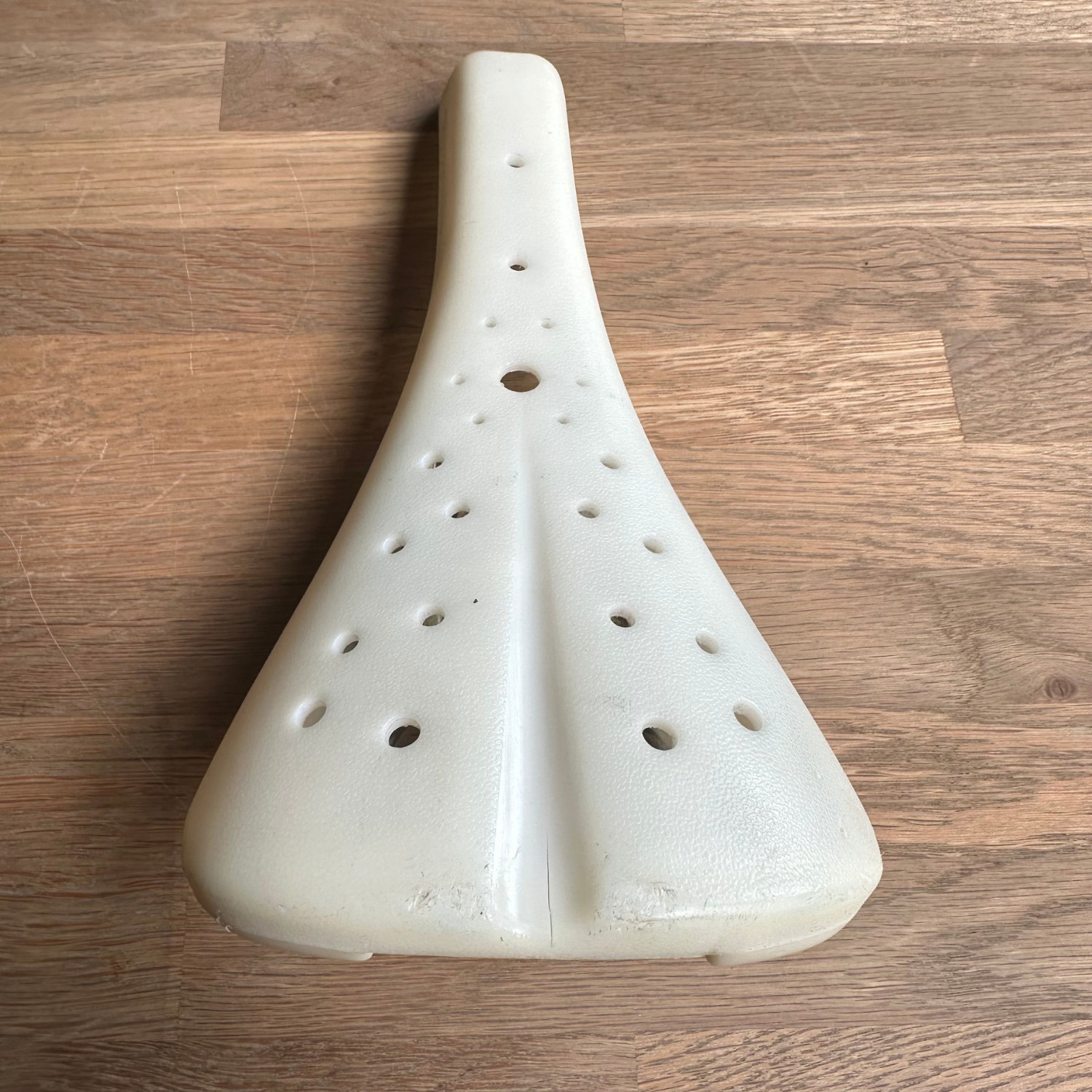 Viscount Dominator Seat 2166 CRACK BMX Old School Freestyle White Taiwan