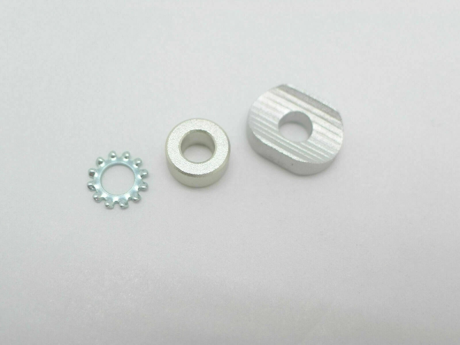 Lightweight Alloy CNC Finished Chain Drop Catcher — Silver
