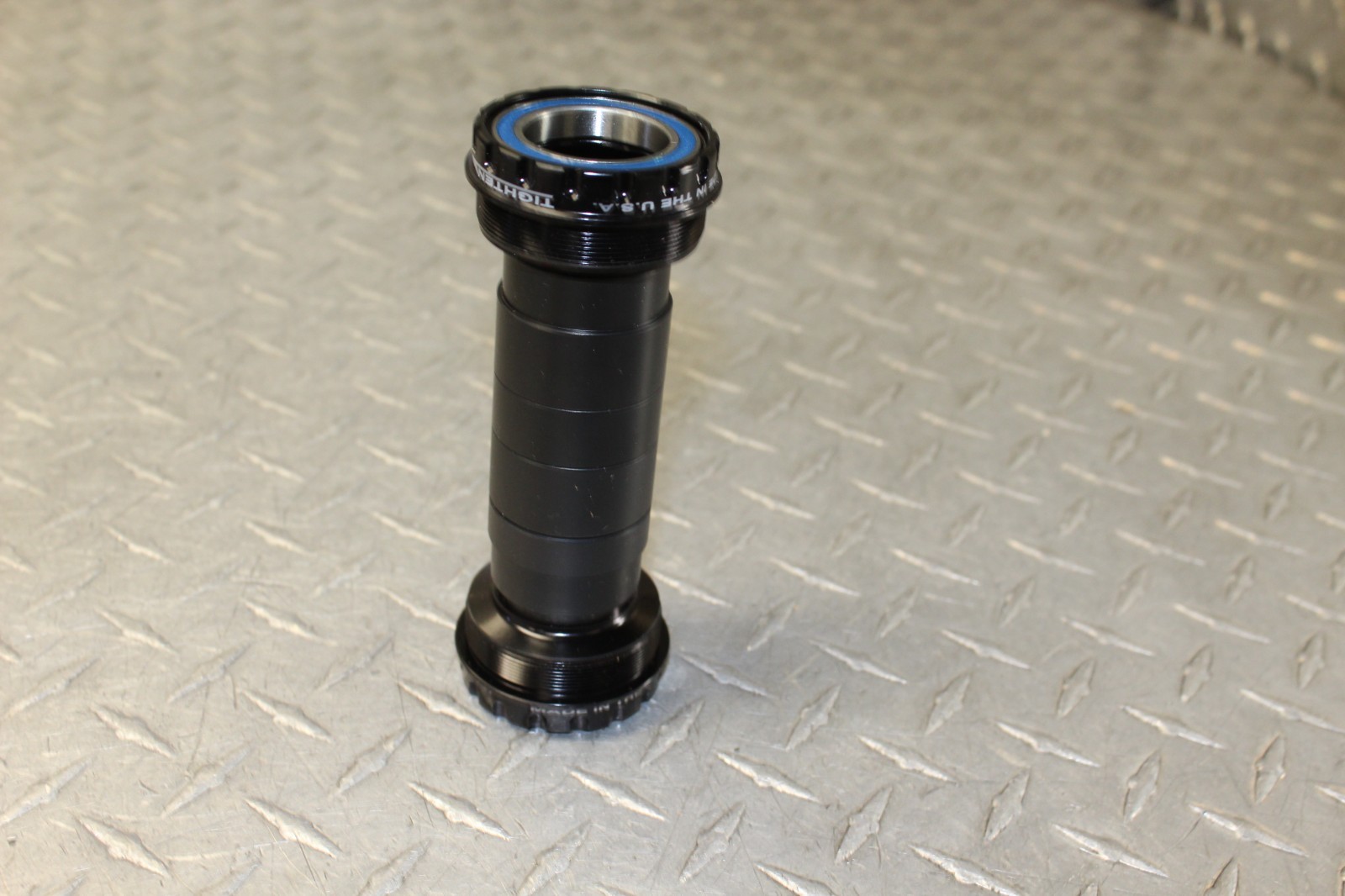 T47 Outboard ABEC-3 Threaded Cups T47 68-100mm 28.99mm T47-OUT-29MM