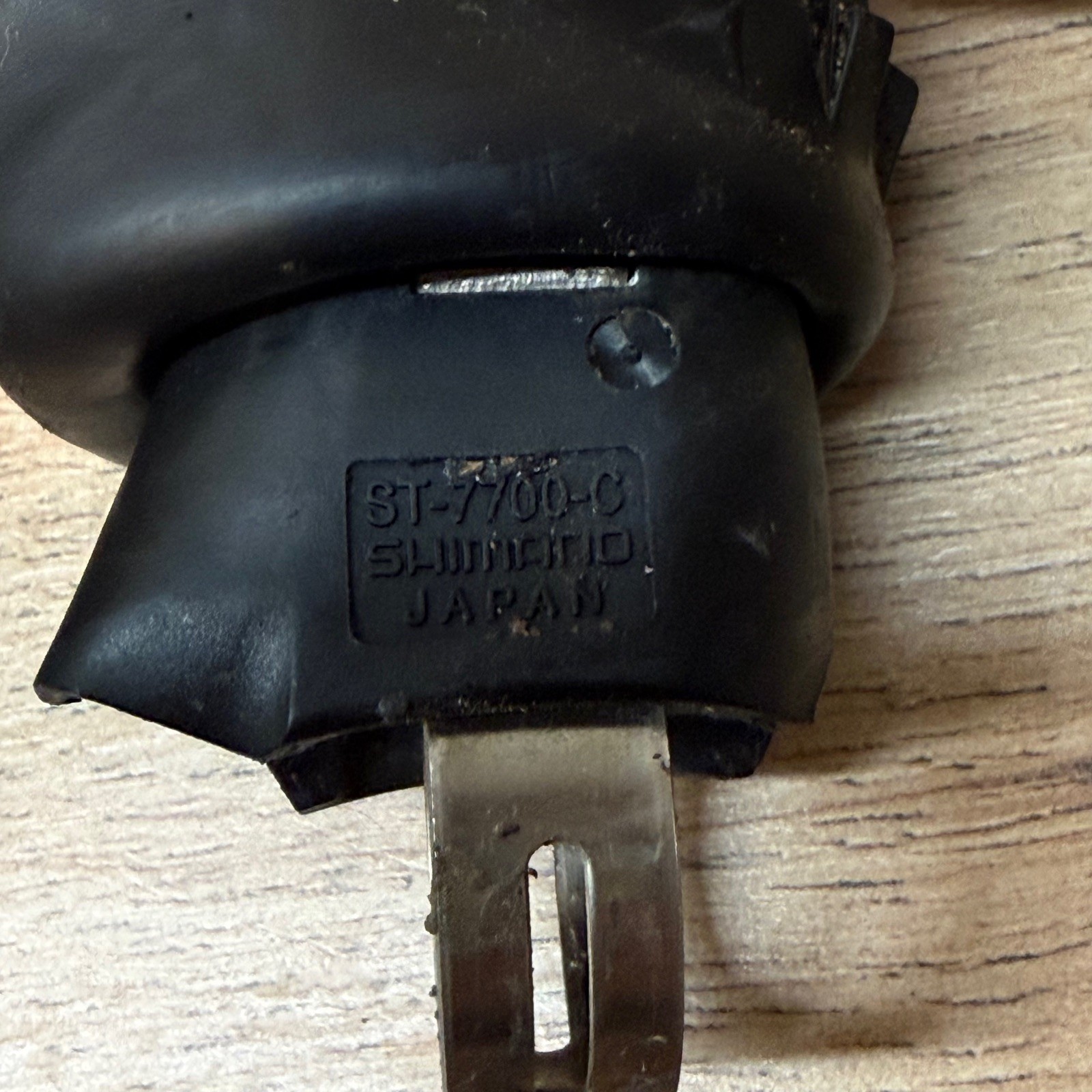 Shimano Dura-Ace ST-7700-C 2 x 9 STI Shifters STI