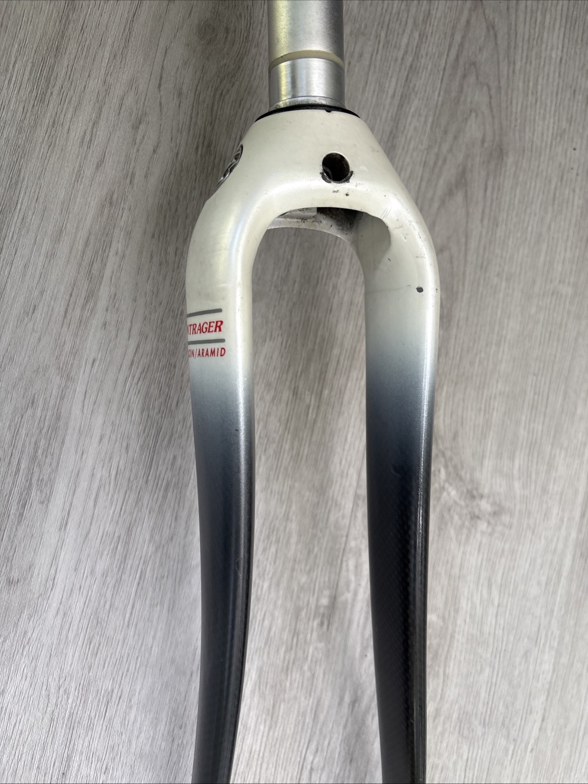 BONTRAGER CARBON FORK 700C 1 1/8 INCH STEEERER TUBE 245 MM STEERER