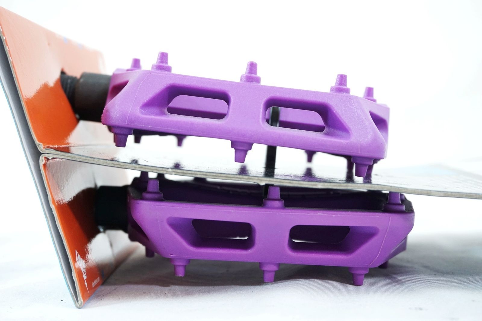 DMR Bikes V6 Flat Pedal Purple New